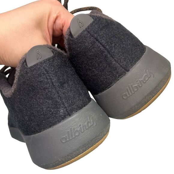 Welcome to my closet! - Picture 7 of 11